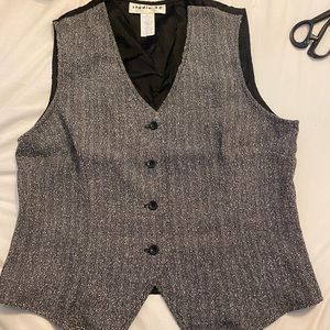 Vest!